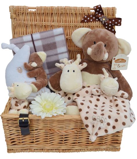 baby gift hamper packing ideas